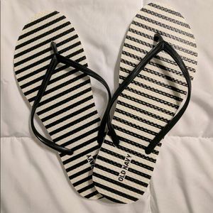 Old Navy flip flops